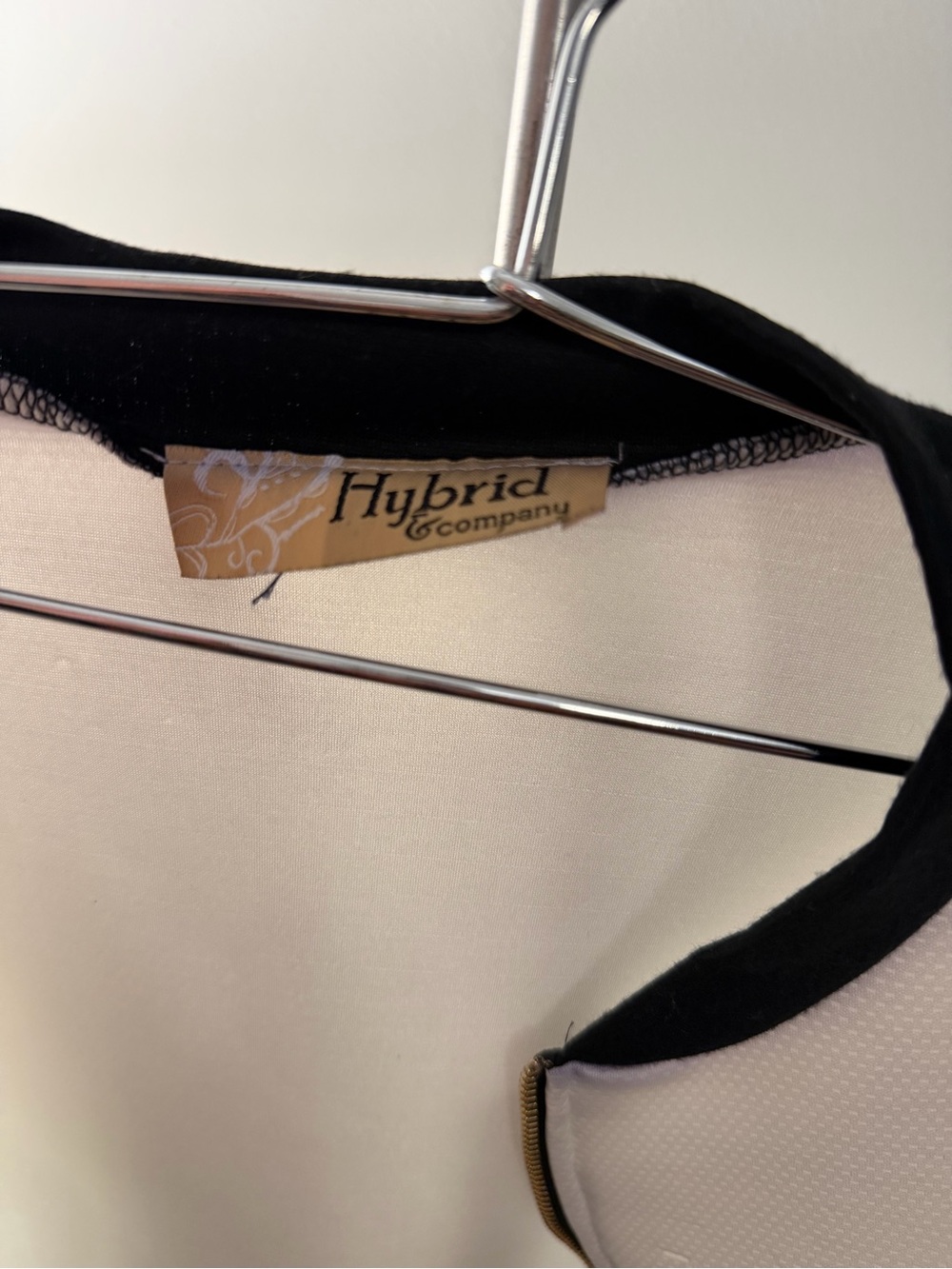 Hybrid & Company White Bomber Jacket with Black Trim - Picture 3 of 3